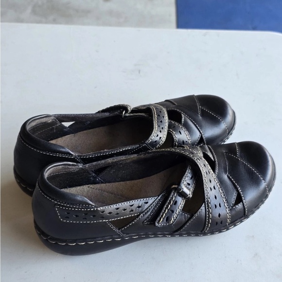 Clarks Collection Loafers 8M Women Black Leather Shoes Comfort Excellent - Picture 5 of 12